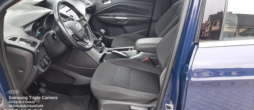Ford Kuga cena 63900 przebieg: 146000, rok produkcji 2018 z Olsztyn małe 232